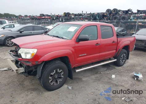 2015 Toyota Tacoma Prerunner V6 z USA, uszkodzony, nr VIN 5TFJU4GN6FX085556